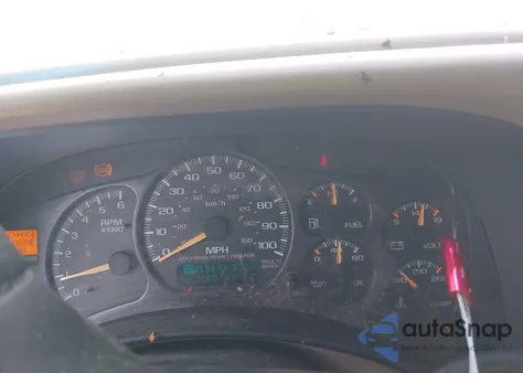 2002 Chevrolet Tahoe Z71 z USA, uszkodzony, nr VIN 1GNEK13Z22R226546